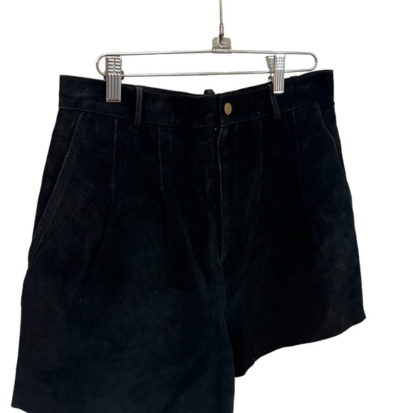 Via Max 100% leather suede vintage pleated high waisted shorts Waist 28 Black - Picture 2 of 7